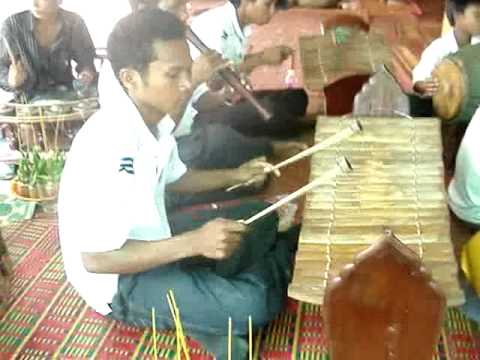 Pinpeat orchestra