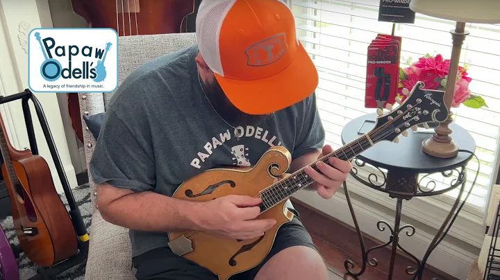 Bourgeois M5F Mandolin Demo | Torrefied Adirondack & European Maple