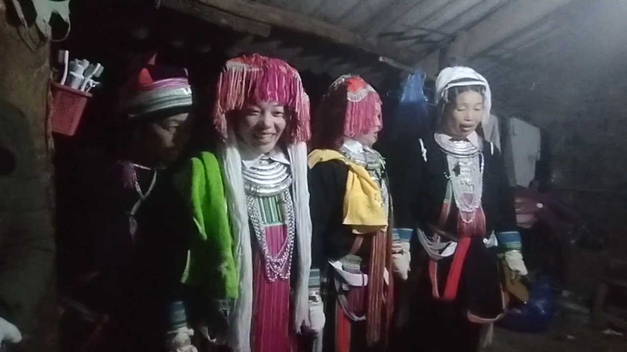 Ay kjau schai shủng! Tại nhà gái thôn Cốc Tổng xã Niêm Sơn!