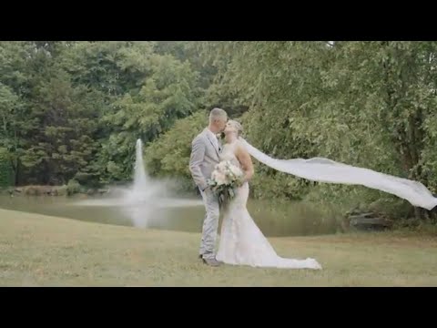 Rainy Wedding at Walnut Hill Farm | Alishia & Ray