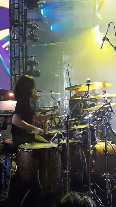 Rossa Konser Tegar 2.0 Yogyakarta (Ray Prasetya Drum)