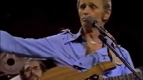 Jerry Reed plays and sings  "Eastbound and Down" live in 1982