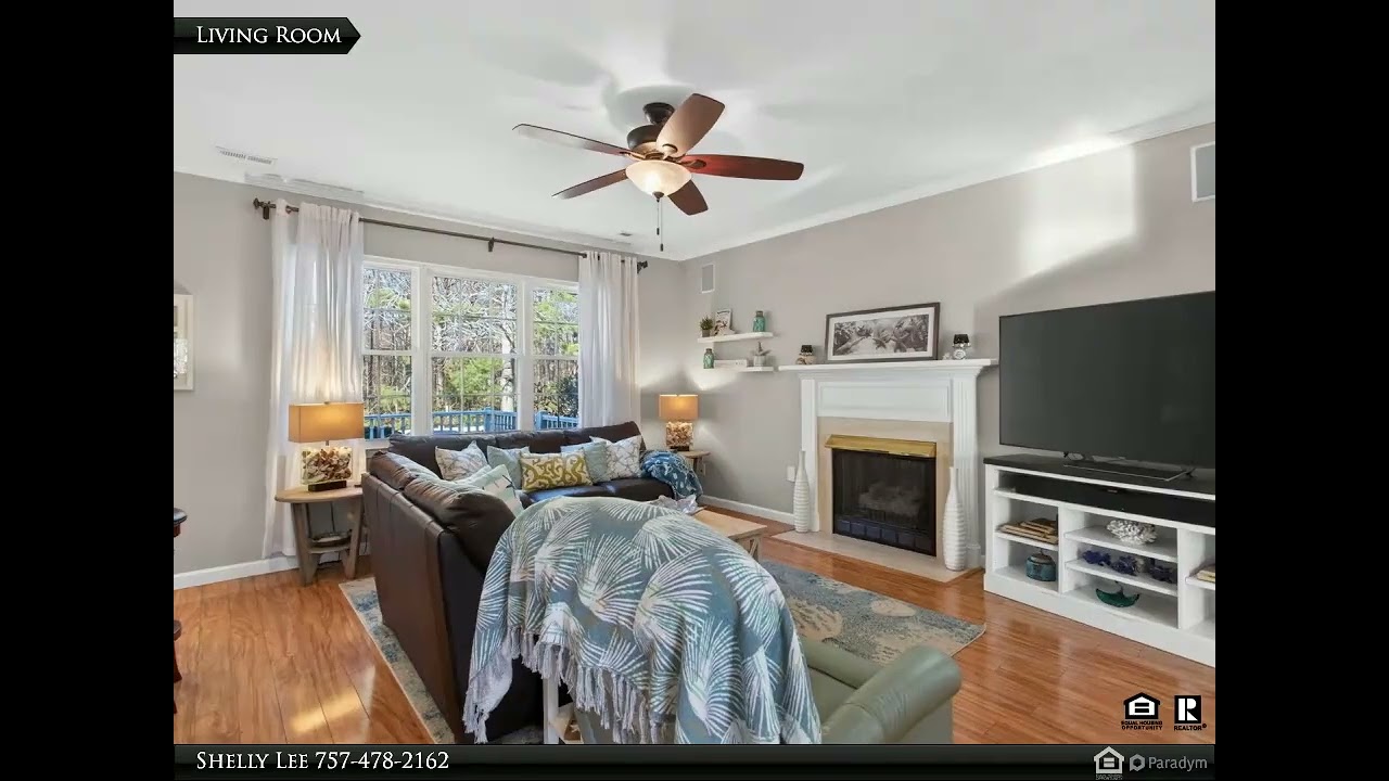 CENTURY 21 Nachman Realty - 2765 Livingston Loop