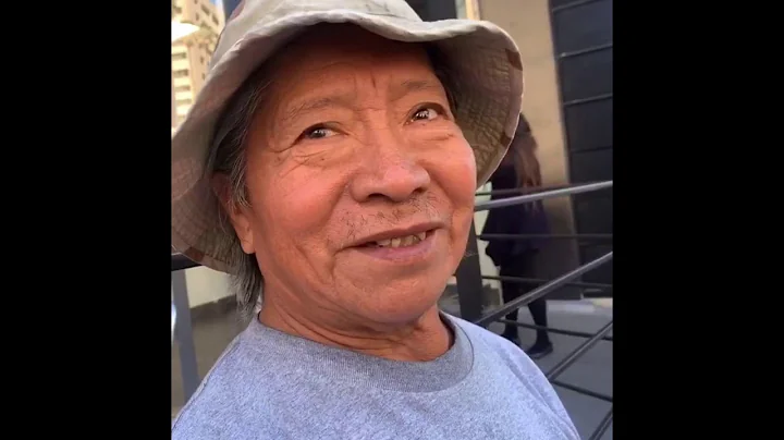 Grove hero on the loose! Roasting random strangers...