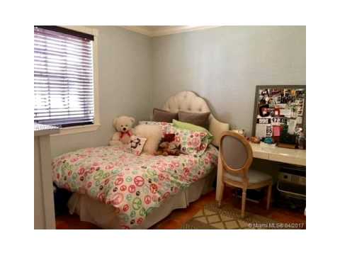 1213 La Mancha Ave, Coral Gables, FL home video tour