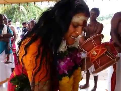 UDUKAI ARUL PAADAL BY ARUL VAKKU AMMA SHARMILA DEVI ON NEW YEAR PRAYERS 2015