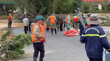 Phú Yên - Khánh Hoà - Ninh Thuận - Bình Thuận ... thất thủ, nước lũ về quá nhanh