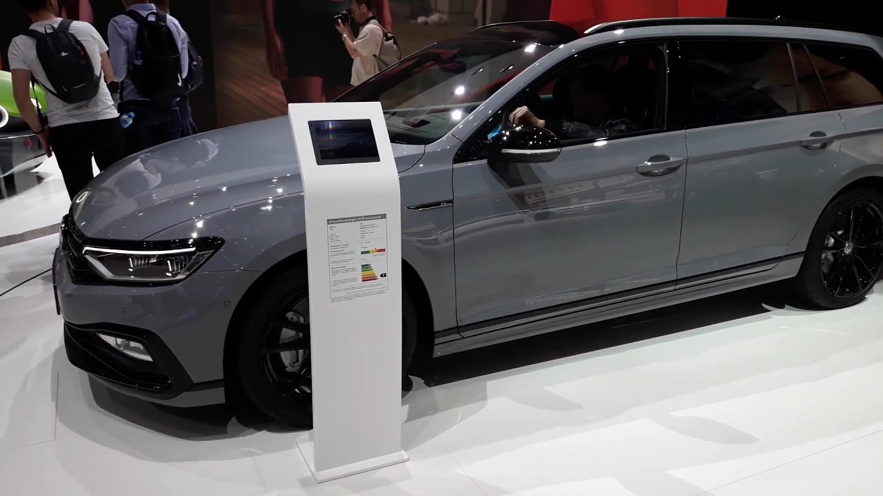 Volkswagen Passat Variant R Line Walkaround