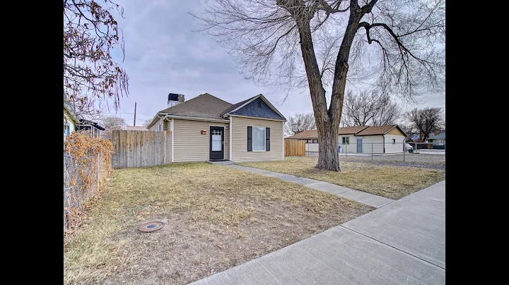 166 S Peach St, Presented by Derek Biddle