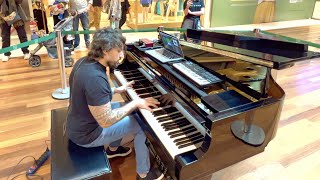 Angels Robbie Williams (Piano Shopping Mall)