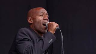 Andrew Roachford - Cuddly Toy - Live at The Isle of Wight Festival 2019 chords