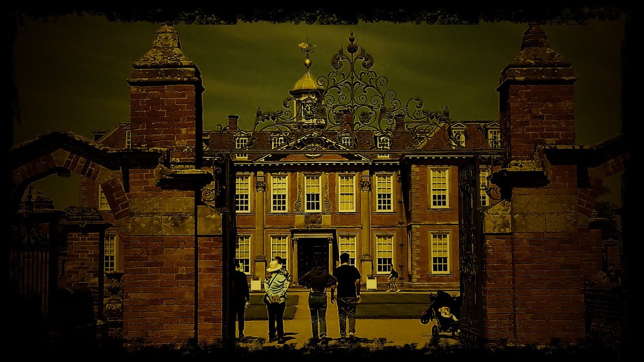 Exploring Hanbury Hall