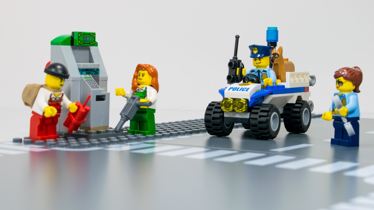 Lego City 60136 - Unboxing y montaje - Video para niños - YouTube