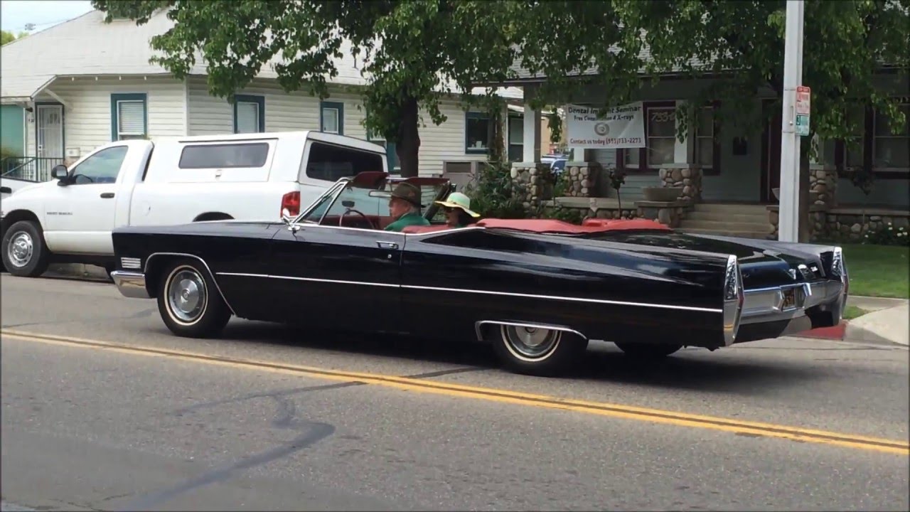 Черный Кадиллак старый. Кадиллак двухместный. Cadillac Rocket. Старый Кадиллак черный тюнинг