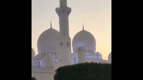 سورة الشرح بصوت القارئ الشيخ ادريس ابكر من مسجد الشيخ زايد رحمه الله /  15 رمضان