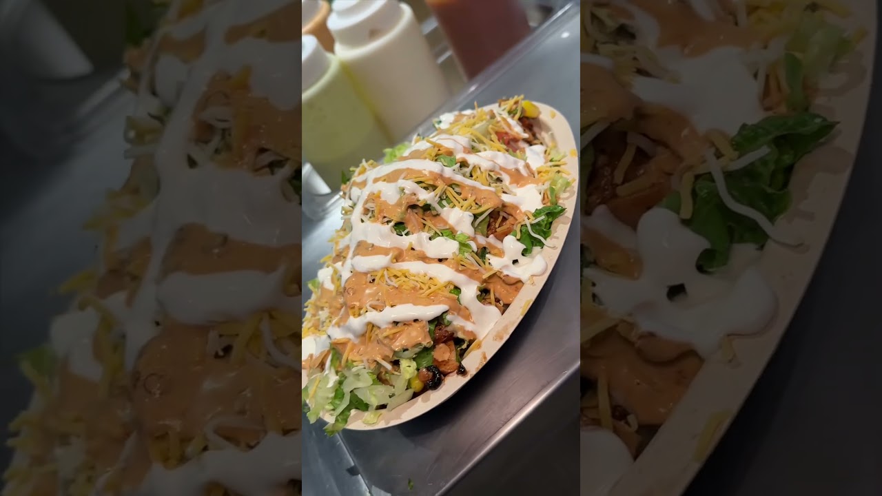 Which HONEY CHIPOTLE CHICKEN DISH from Tacobee’s in Brooklyn are you DEVOURING?! 🔥🤤 #DEVOURPOWER