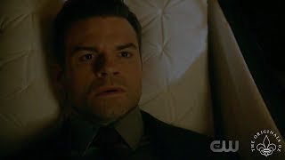 The Originals 4x11 Freya puts Elijahs soul back in his Original body. Hayley "talks" to Jackson