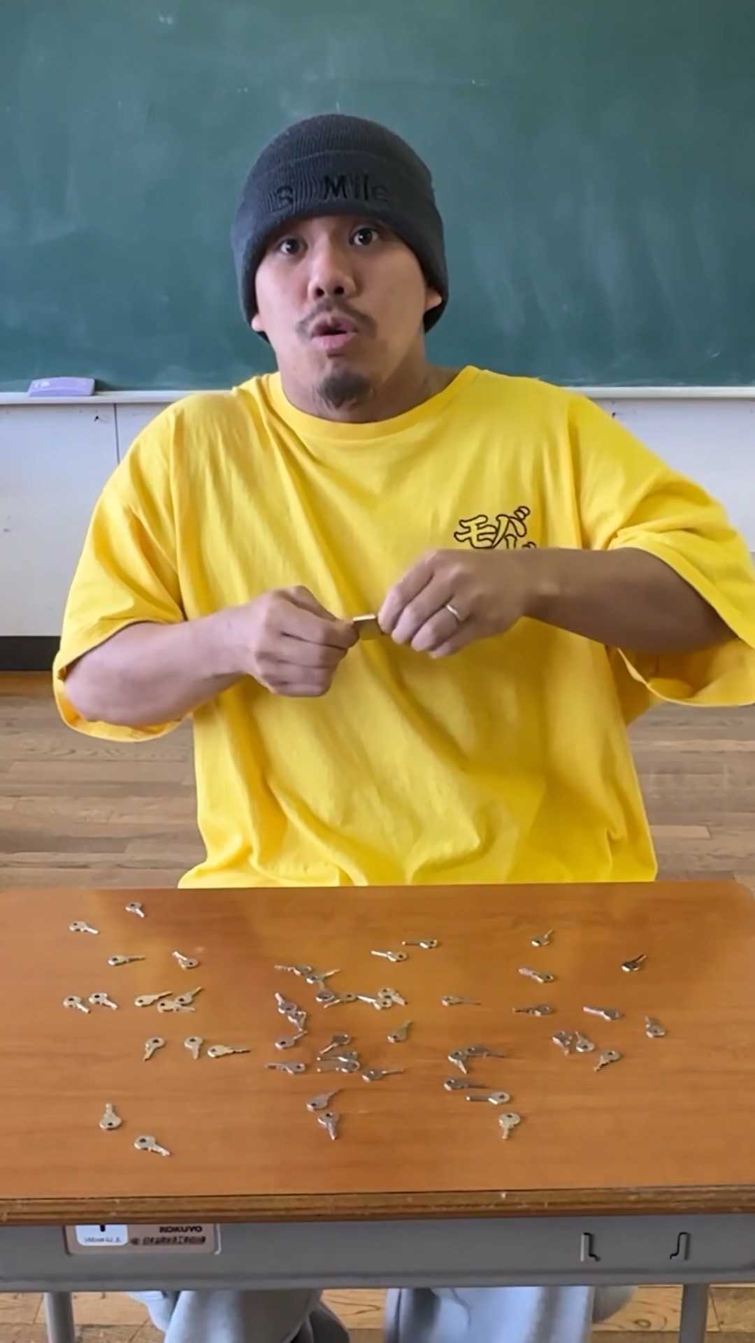 Find the key that opens the lock! It's a miracle! ?3shorts