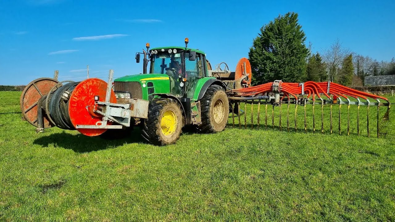 SPREADING SLURRY ACROSS A ROAD WITH  AN UMBILICAL CORD!!!
