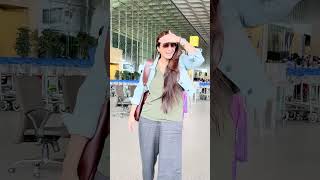 Spotted: The Queen of Grace! 👑 Tabu Mumbai airport par dikhi ek dam royal avatar mein!