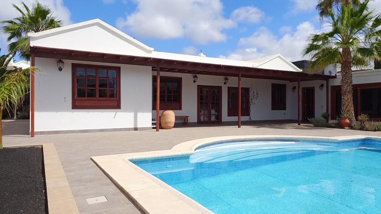 Property For Sale In Playa Blanca Lanzarote Ref 2203