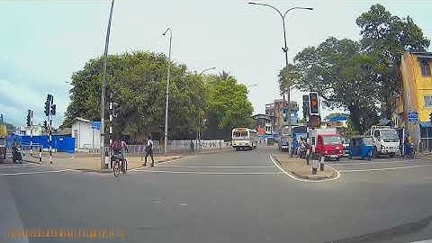 Fast and furious driving Colombo traffic lights