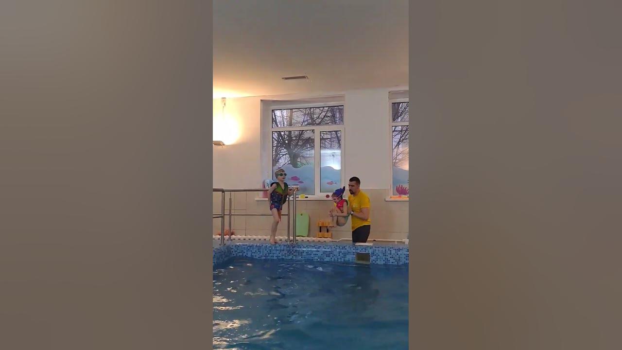 Плавання, це клас!!! #ципа #україна #аліса #вода #басейн #діти - YouTube