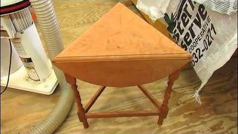 Drop Leaf Cherry Table    Finishing the Table Step 8