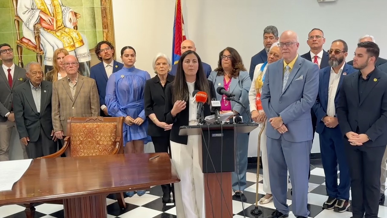 firma del Acuerdo de Liberación de Cuba