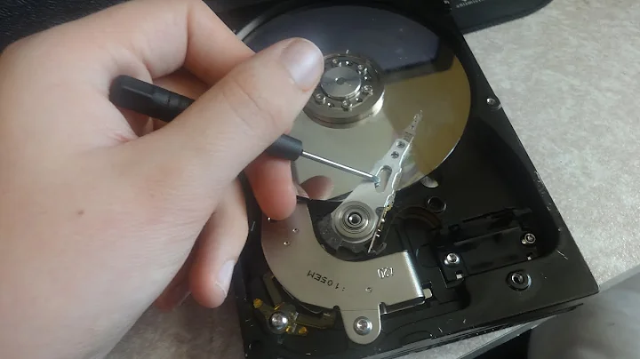 How to recover data from a dead hard drive (for beginners)