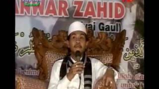 KH Anwar Zahid Medini kudus terbaru