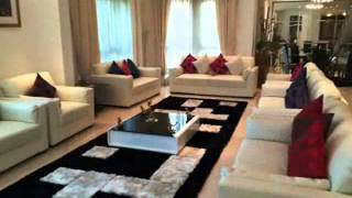 2 Bedroom fully upgraded villa for rent in Jumeirah Islands!!