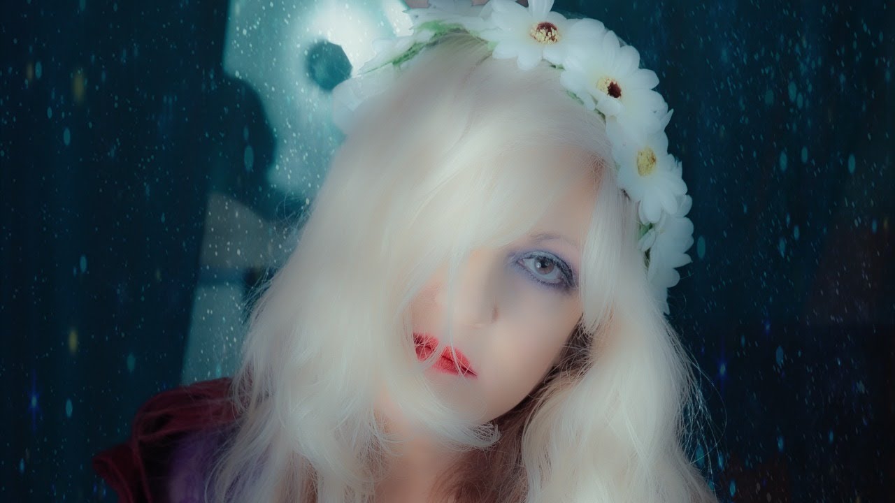 Bathrobe Moments heads to Nashville! Meet Musical Artist Ginine Emily YouTube