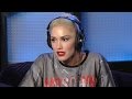 Gwen Stefani Tears Up Recounting 