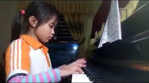 Đàn piano cho be 7 tuổi