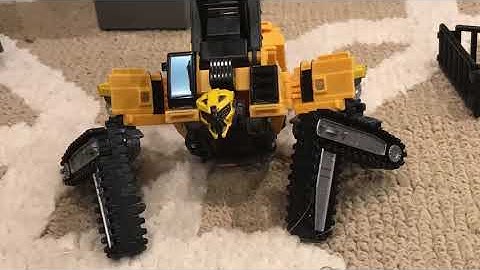 Hightower Transforms (Transformers Stop Motion Short)