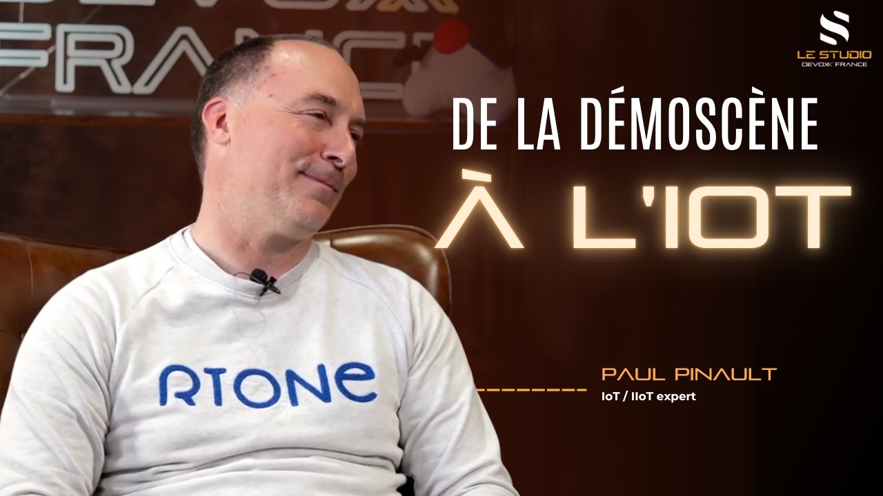 Paul Pinault : de la démoscène à l''IoT : sécurité, reverse d'ampoule connectée et Zephyr OS