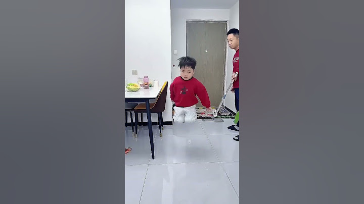 儿子脚不沾地就能到沙发！#呆萌小米宝#萌娃#熊孩子