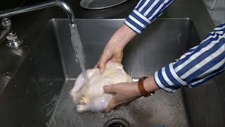 Paula Patton Reignites Raw Chicken-Washing Debate