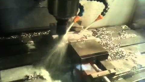 Hardinge VMC700 CNC Mill