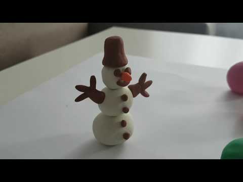 Video: Cum Să Faci O Figură De Zăpadă