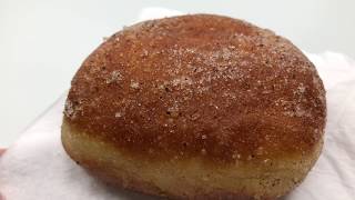 Beignet Pomme Canelle By Aki Boulanger