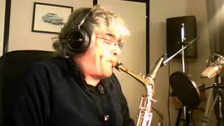 Video thumbnail of "PERFIDIA  - Saxophone Alto - Serge TORRES"
