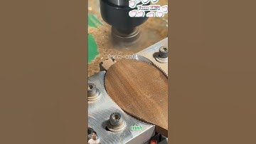 Voorgeprogrammeerde CNC-machines werken razendsnel en raken niet vermoeid.