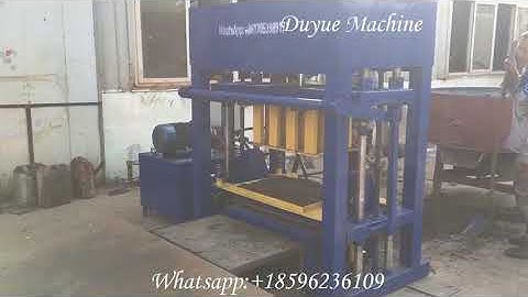 QT4-30 Diesel Engine Concrete Block Machine