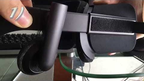 How to fix a Oculus Rift Right Side Headphone not functioning problem.