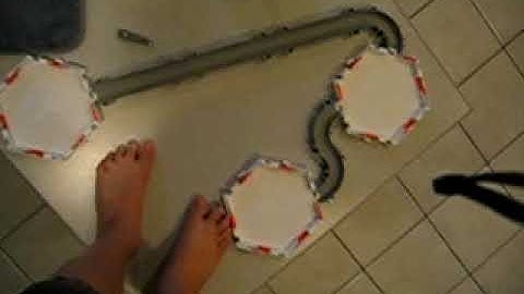 cool hexbug nano track 2