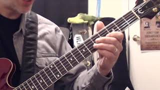 Video thumbnail of "Autumn Leaves: easy guitar tutorial (simple chord-melody)"