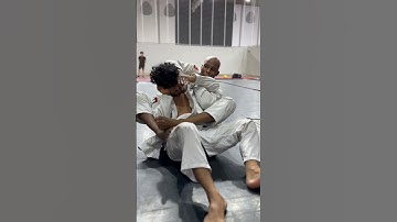 Arm-lock parindo das costas/Arm-bar from back control. #bjj #jiujitsu #videoscurtos #shortvideo #jiu