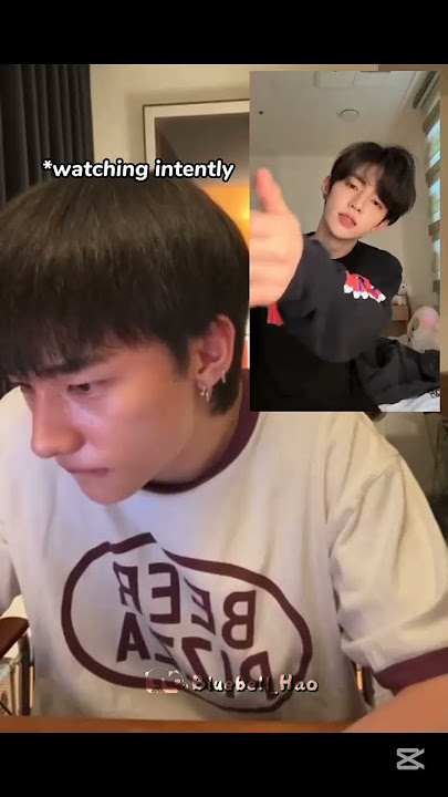 Hyunjin sees zb1 Zhang hao's trending challenge📞🔥 #zhanghao#zb1#hyunjin#skz#kpop#viral#fyp